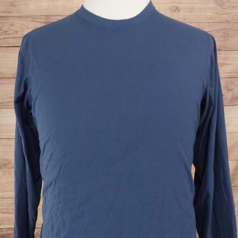 Eddie Bauer Shirt Mens M Blue Long Sleeve Tagless Cotton Crewneck Tee T-Shirt